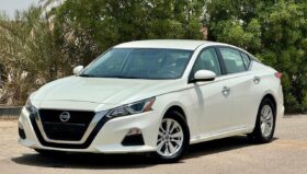 NISSAN ALTIMA 2021 2.5L GCC (870/-MONTHLY)