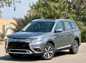 MITSUBISHI OUTLANDER 2022 2.4 4X4 GCC (910/-MONTHLY) 7 Seater